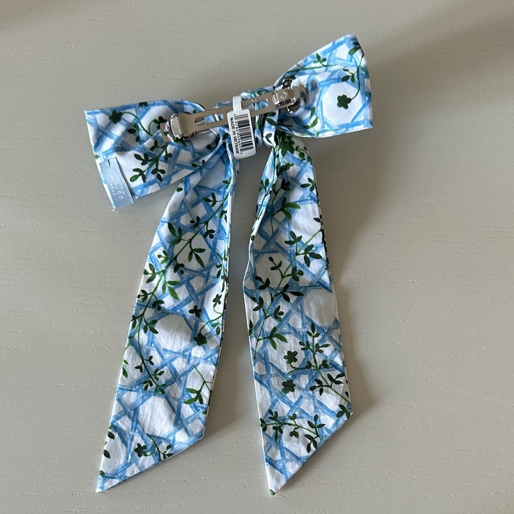 NWT Hill House Home Floral Blue basketweave hair Bow clip - Picture 2 of 4